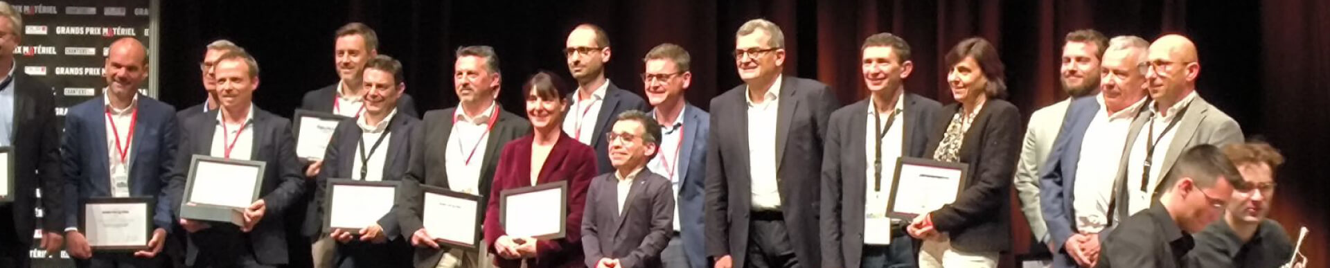 Une récompense aux Grands Prix Matériel