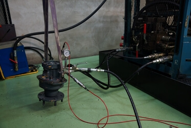 Réparation hydraulique sur pompe / moteur poclain hydraulics