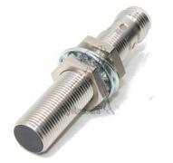 Détecteur inductif  type PNP Ø12mm , portée nominal 0...4 mm