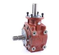 Boitier renvoi d'angle 90° PTO Z6/cyl Ø33mm - R1/1.93 - 76cv