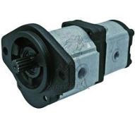 Pompe Case IH CS100 à CS150 relevage direction 32+16 droite