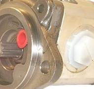 Pompe hydraulique Case Poclain chargeur Uniloader 1825B