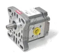 Pompe groupe 1 - 4 cm3 - rotation droite - arbre cylindrique Ø10mm