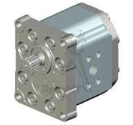 Pompe engrenages GR3 26 cm3 - rotation droite - flasque Italien arbre cannelé SAE B Z13