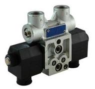 Section empilable compact - 4/3 schéma J - G3/8 - 20L/min - 250bar - 27vdc - Clapet sur A - LS