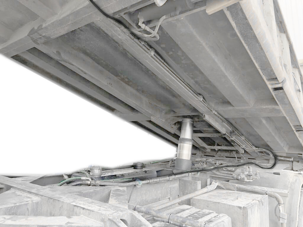 Tipper underside