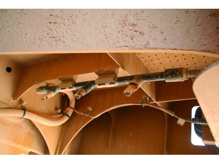 Tipper nozzles with dust suppression