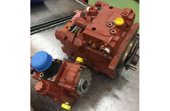 FENWICK pump forklift repair